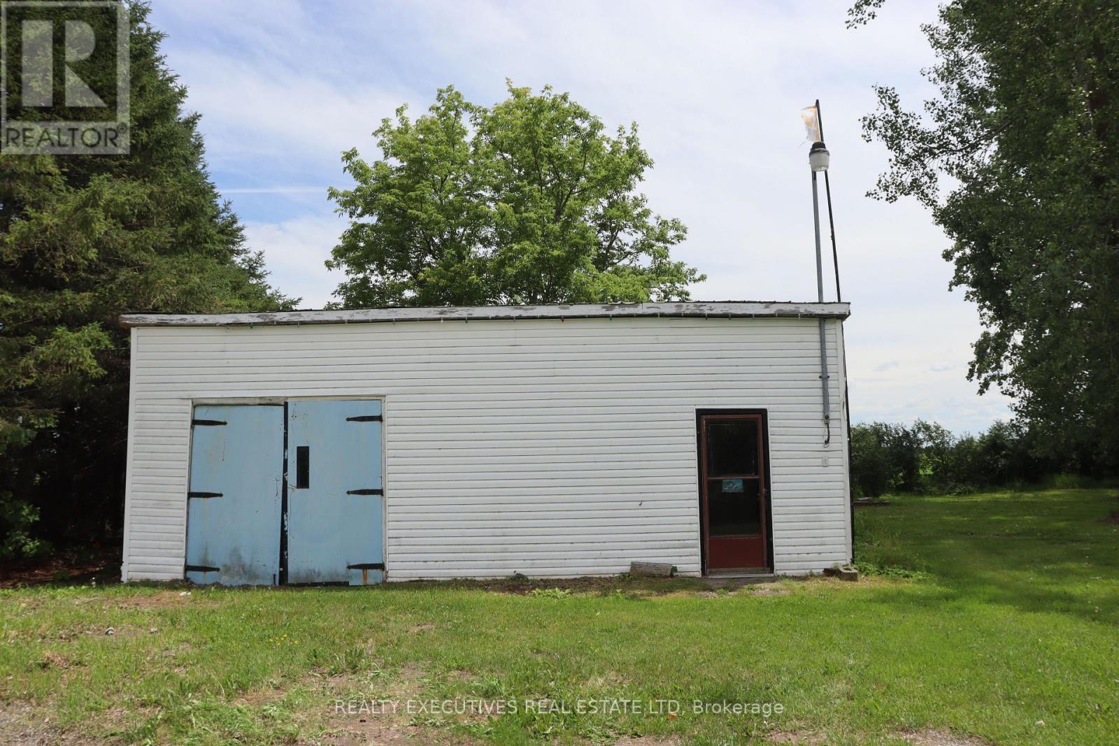 11478 Van Camp Road, North Dundas, Ontario  K0C 2K0 - Photo 32 - X13503746