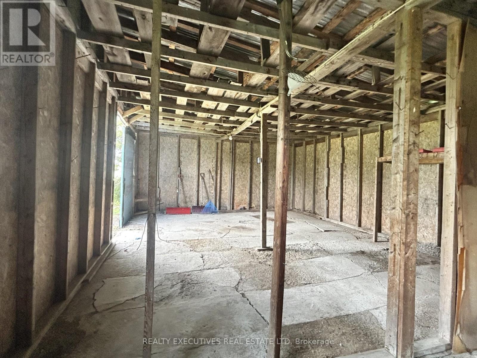 11478 Van Camp Road, North Dundas, Ontario  K0C 2K0 - Photo 33 - X13503746