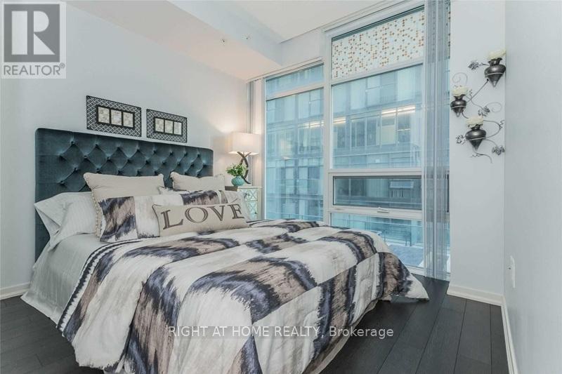 812w - 36 Lisgar Street, Toronto, Ontario  M6J 0C7 - Photo 5 - C13503738
