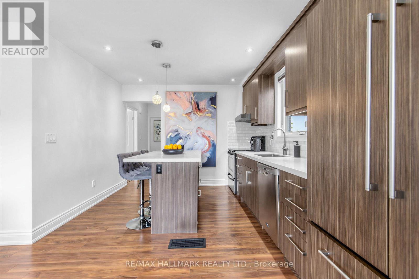 66 Holmstead Avenue, Toronto, Ontario  M4B 1T2 - Photo 11 - E13503124
