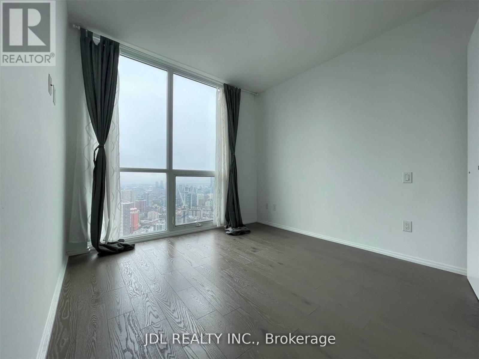 4512 - 45 Charles Street E, Toronto, Ontario  M4Y 1S2 - Photo 5 - C13503778