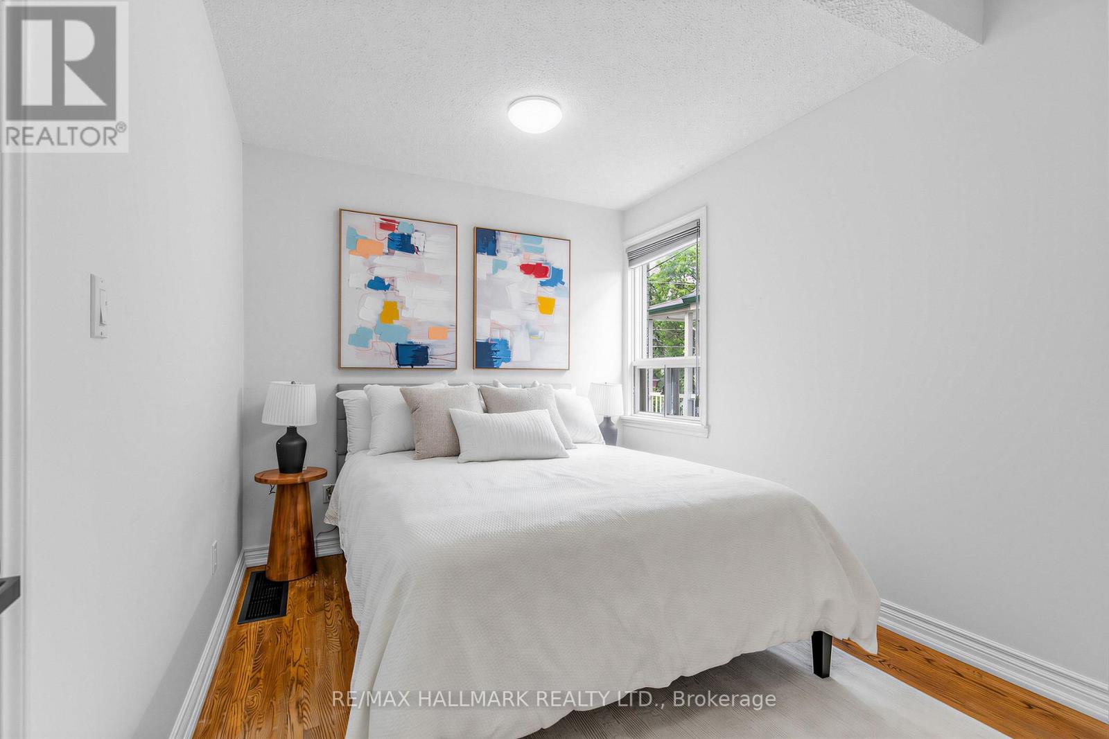 66 Holmstead Avenue, Toronto, Ontario  M4B 1T2 - Photo 14 - E13503124