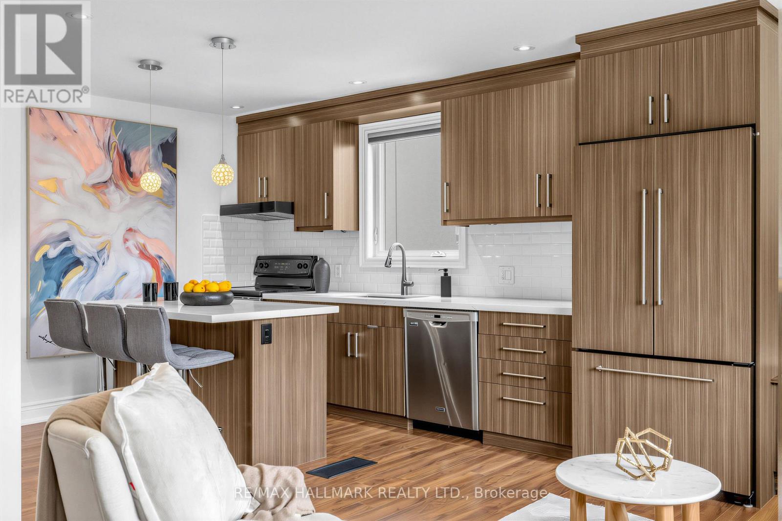 66 Holmstead Avenue, Toronto, Ontario  M4B 1T2 - Photo 6 - E13503124