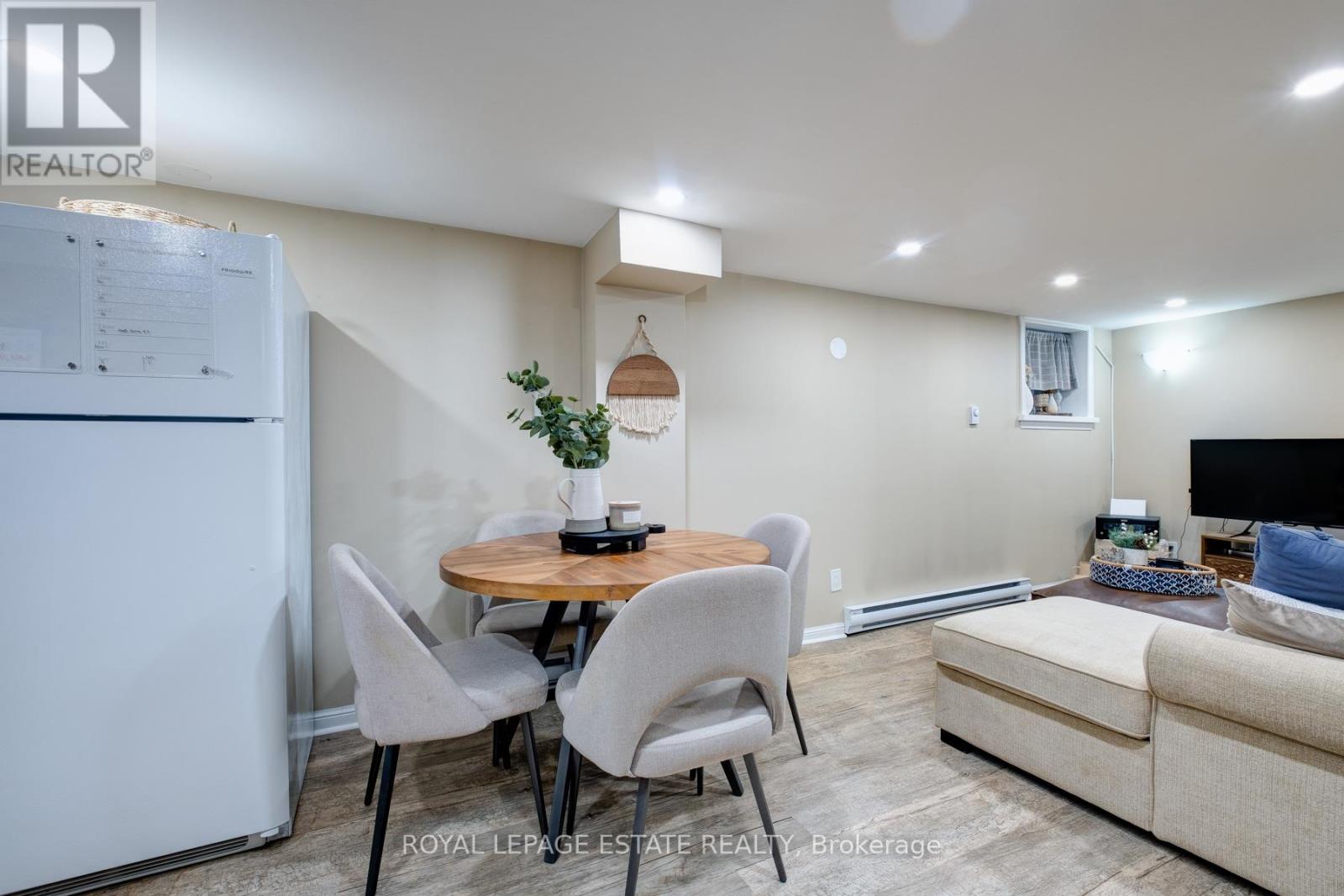 Bsmt - 34 Lockwood Road, Toronto, Ontario  M4L 3M8 - Photo 7 - E13503792