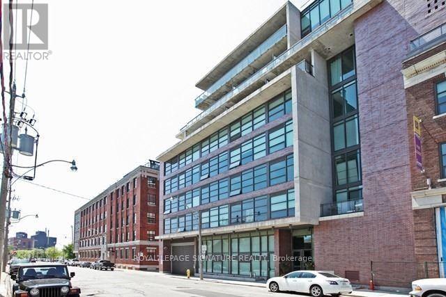 801 - 90 BROADVIEW AVENUE, Toronto, Ontario