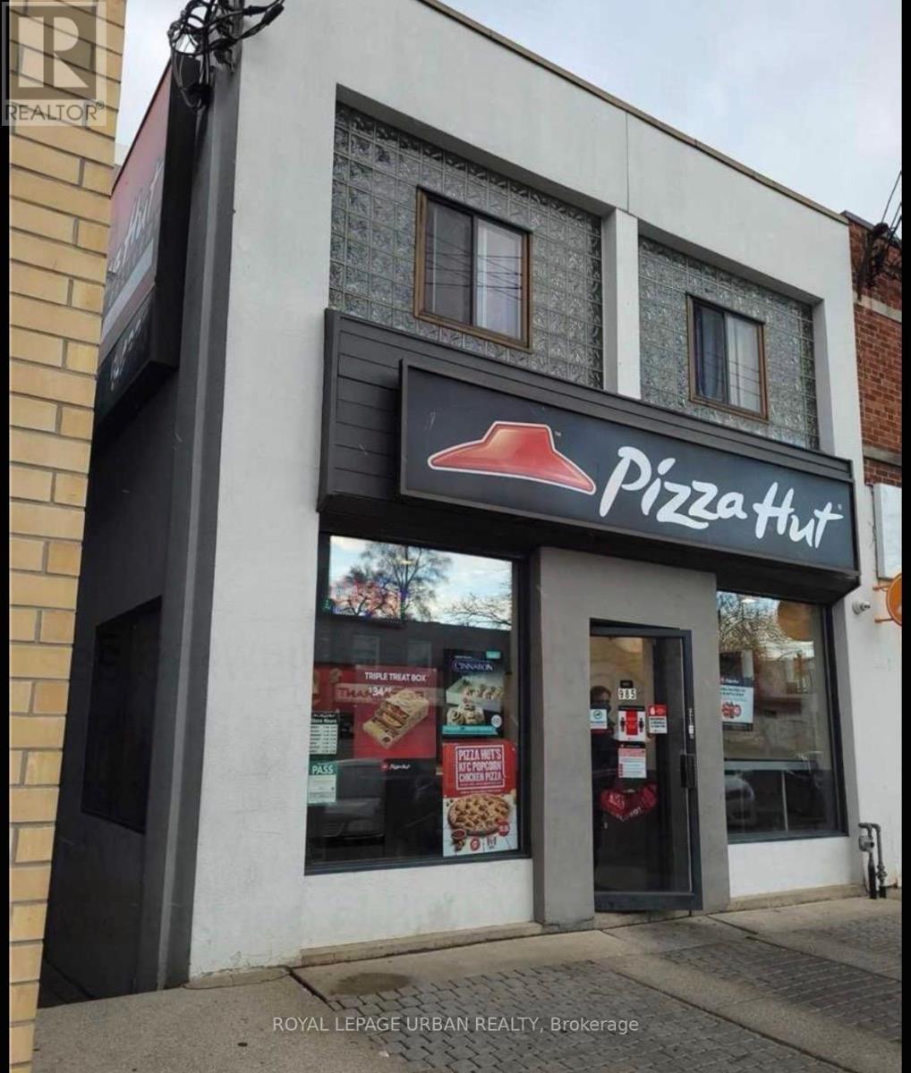 1B - 985 COXWELL AVENUE, Toronto, Ontario
