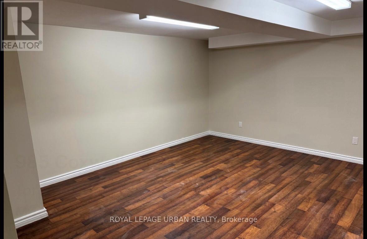 1b - 985 Coxwell Avenue, Toronto, Ontario  M4C 3G4 - Photo 5 - E13503828