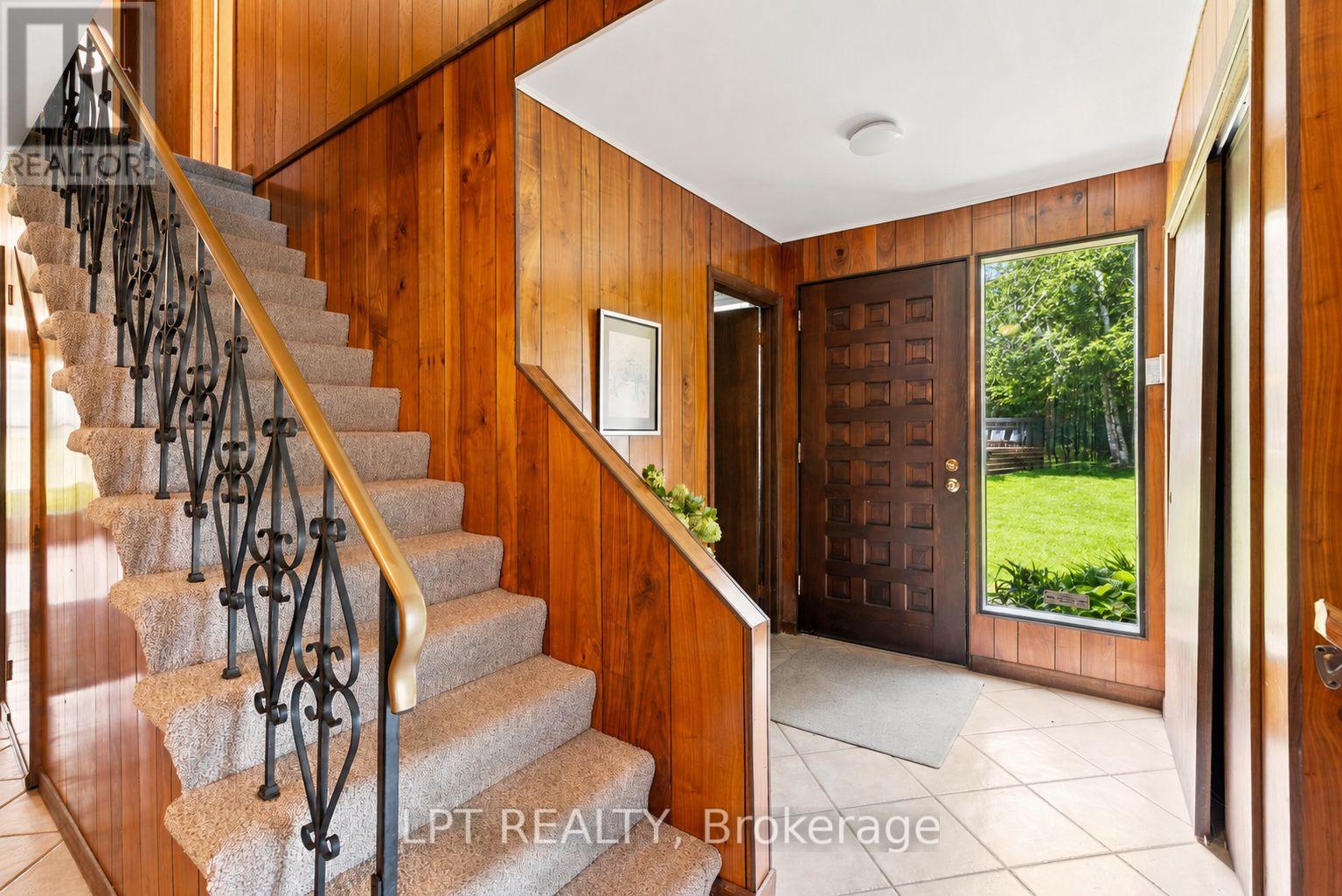 678 Lake Drive E, Georgina, Ontario  L0E 1S0 - Photo 21 - N13503762