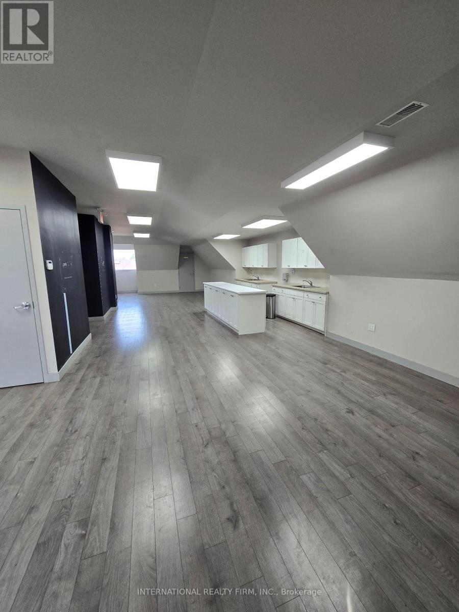 301 - 9160 Bayview Avenue, Richmond Hill, Ontario  L4B 0E6 - Photo 7 - N13503830