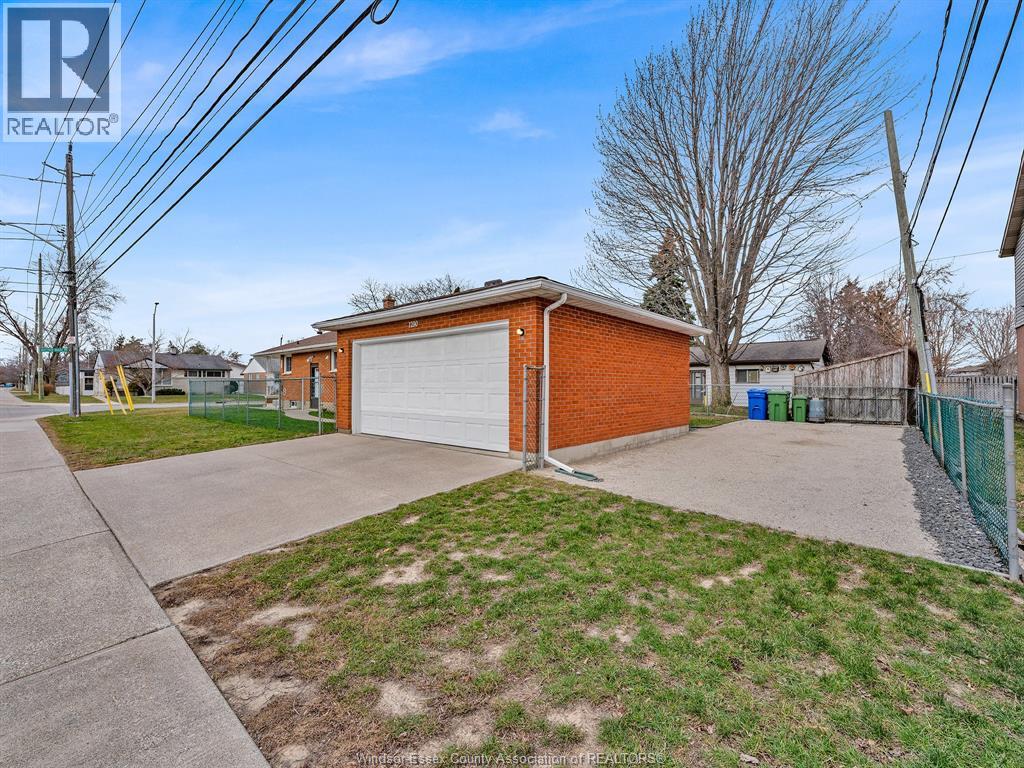 1290 Matthew Brady Boulevard, Windsor, Ontario  N8S 3K4 - Photo 25 - 26015575