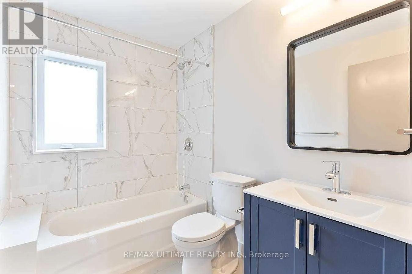 Main & 2nd Flr - 41 Bowie Avenue, Toronto, Ontario  M6E 2P2 - Photo 5 - W13503730
