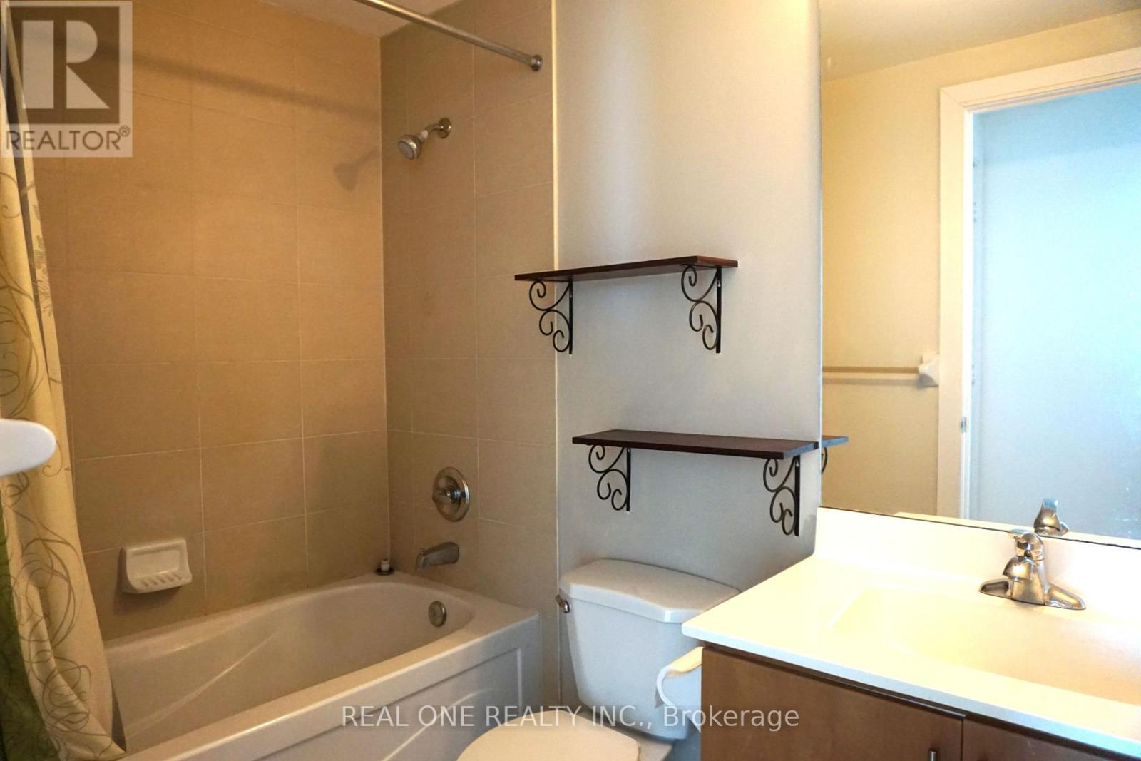 2801 - 330 Burnhamthorpe Road W, Mississauga, Ontario  L5B 0E1 - Photo 15 - W13503758