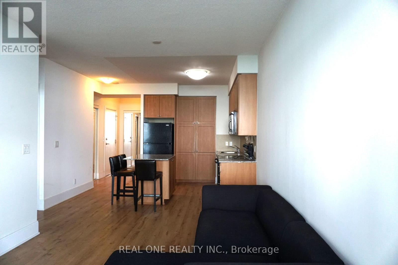 2801 - 330 Burnhamthorpe Road W, Mississauga, Ontario  L5B 0E1 - Photo 6 - W13503758