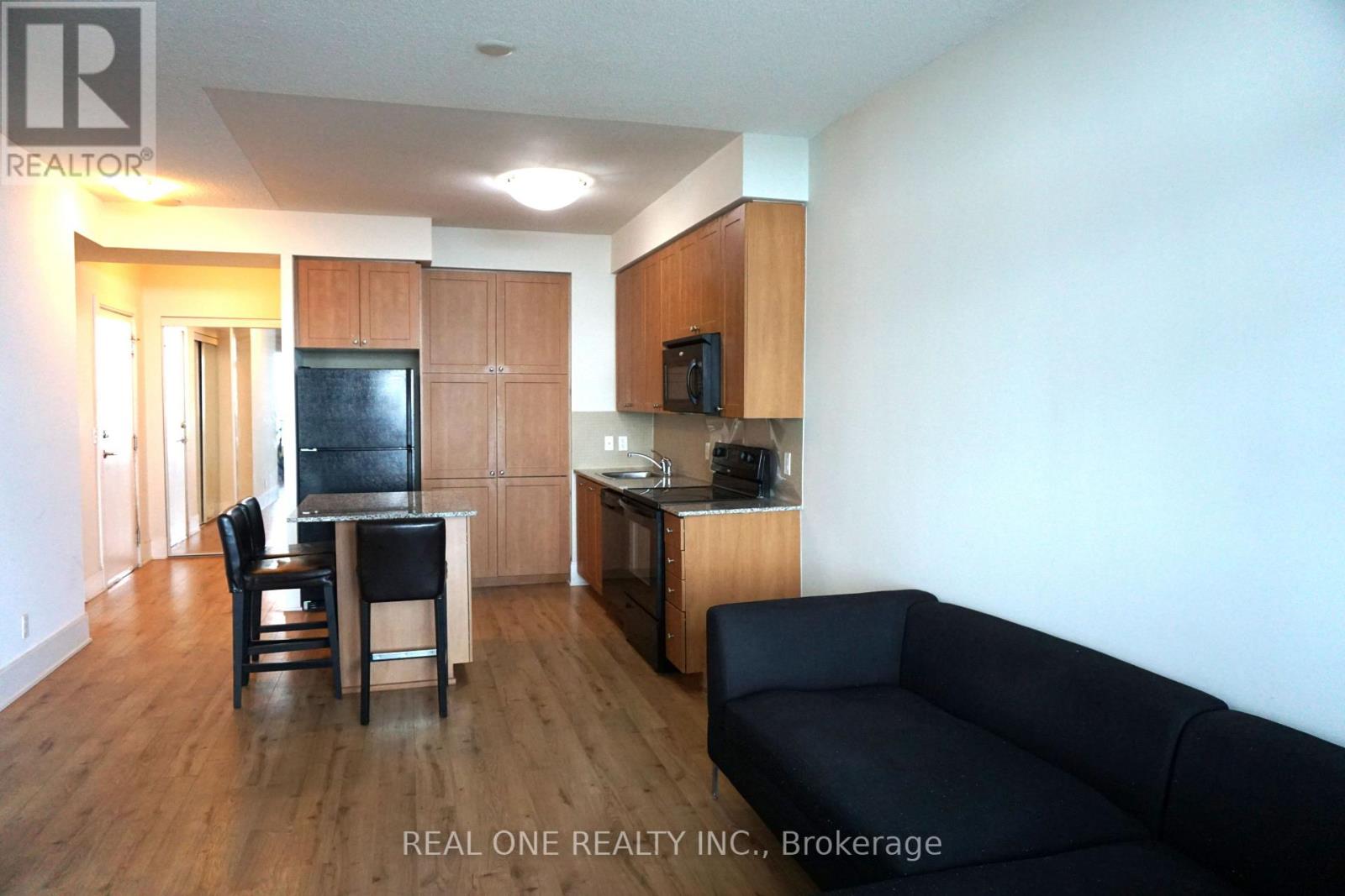 2801 - 330 Burnhamthorpe Road W, Mississauga, Ontario  L5B 0E1 - Photo 8 - W13503758