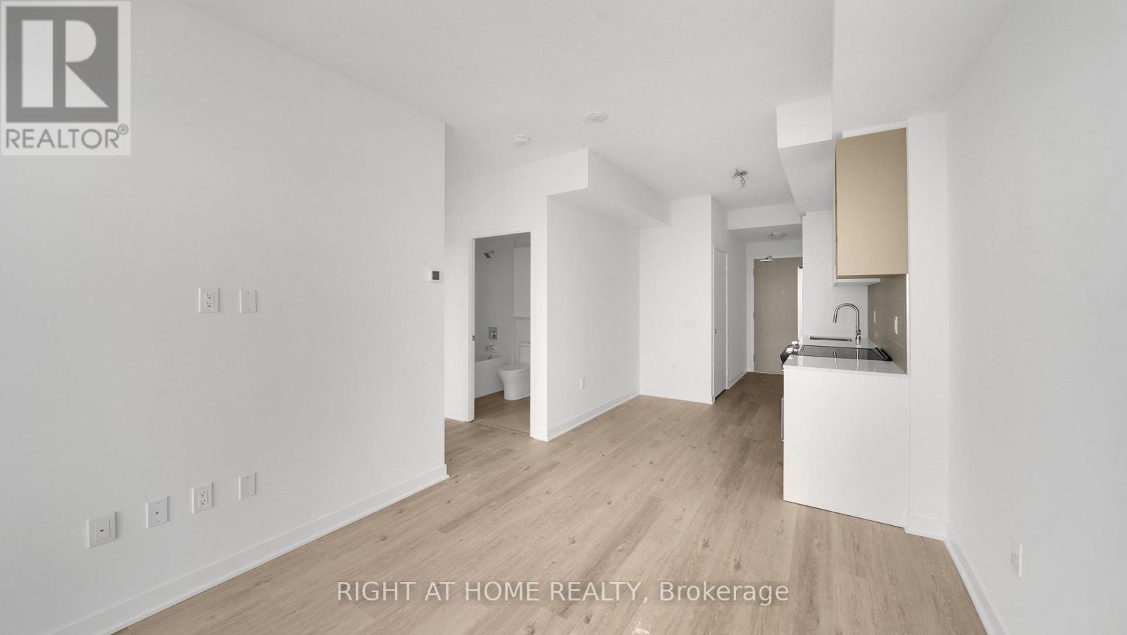 1409 - 260 Malta Avenue, Brampton, Ontario  L6Y 0B5 - Photo 5 - W13503846
