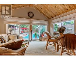 560 PEEL STREET, Woodstock, Ontario