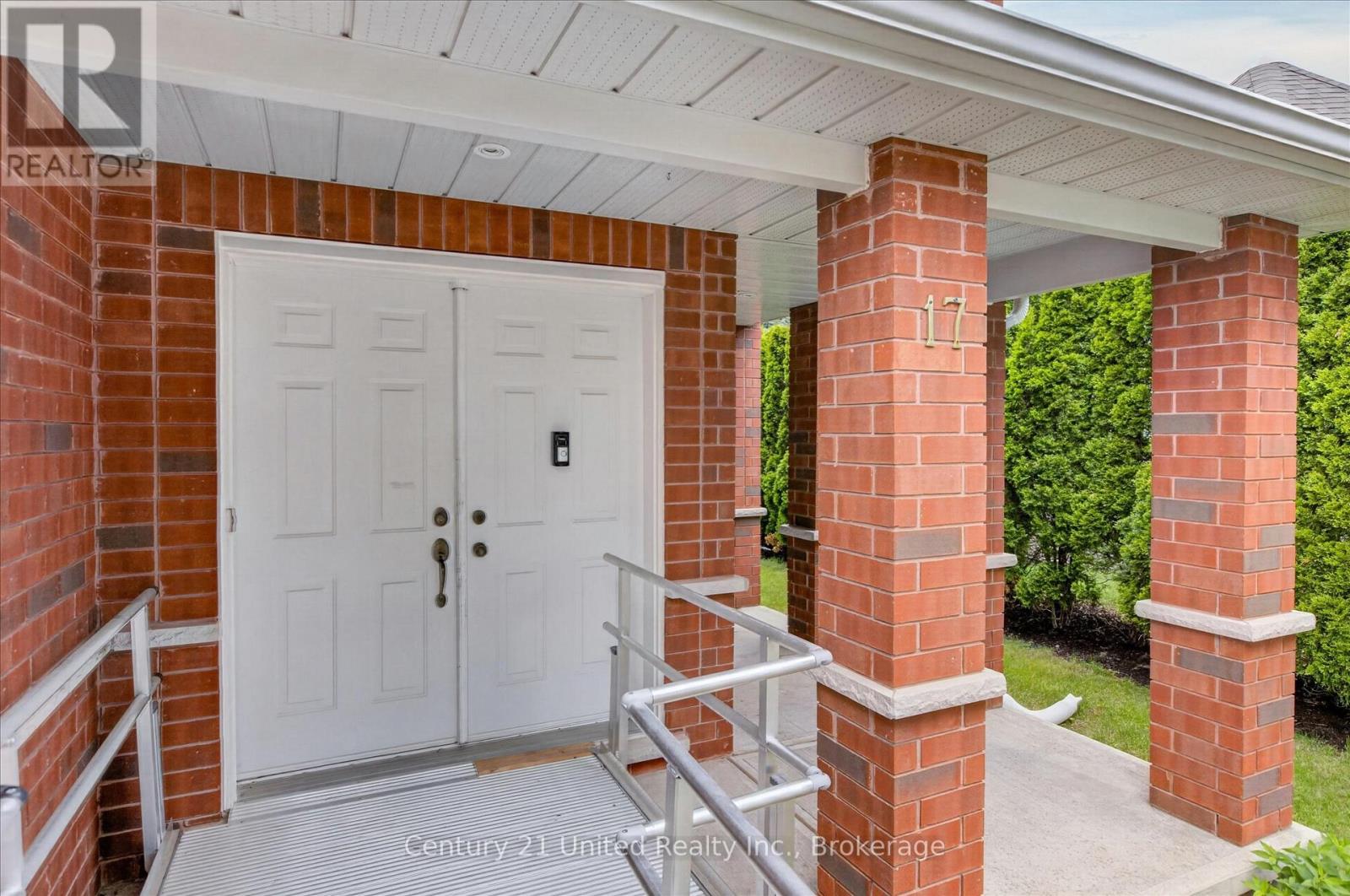 17 Mauro Court, Peterborough, Ontario  K9K 2P1 - Photo 5 - X13503904
