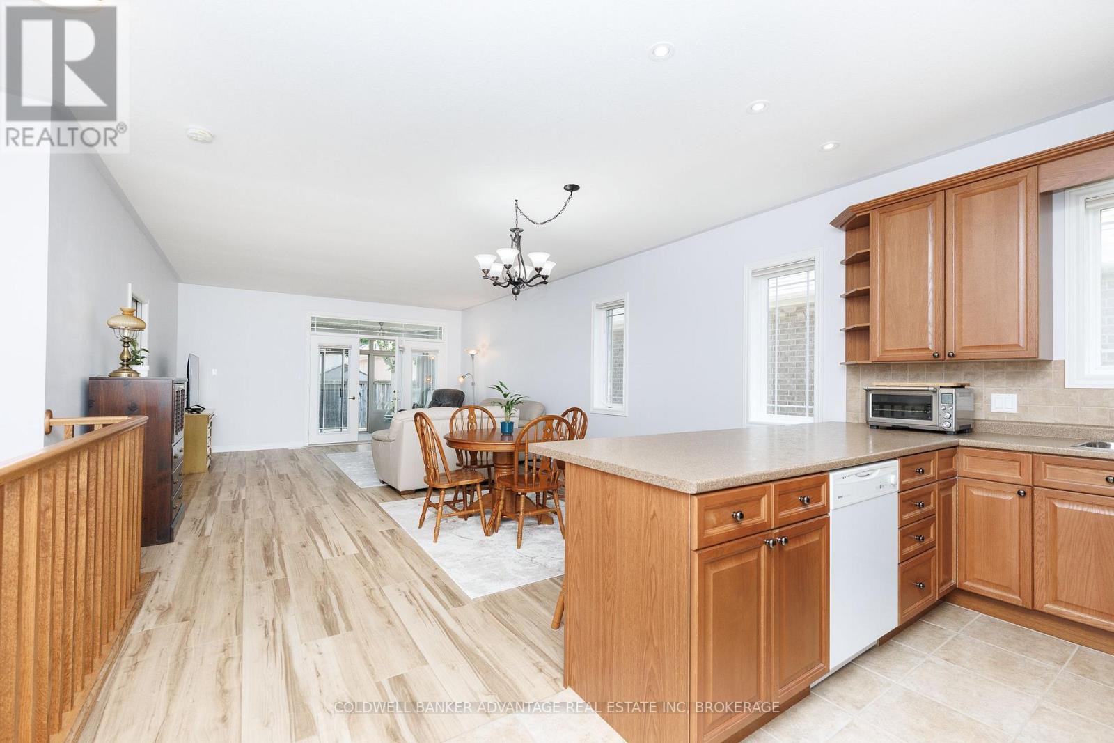 18 Willson Crossing Court, Pelham, Ontario L3E 0P8 - Photo 6 - X13503938