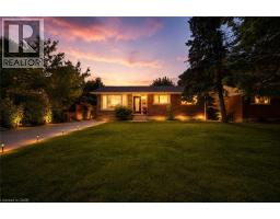 9 KINGSLEA Drive, Hamilton, Ontario