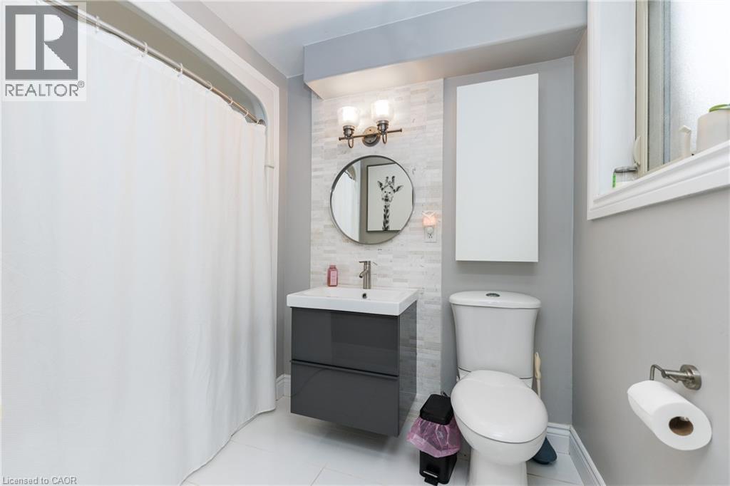 5070 Silver Birch Lane, Beamsville, Ontario  L0R 1B5 - Photo 28 - 40844008