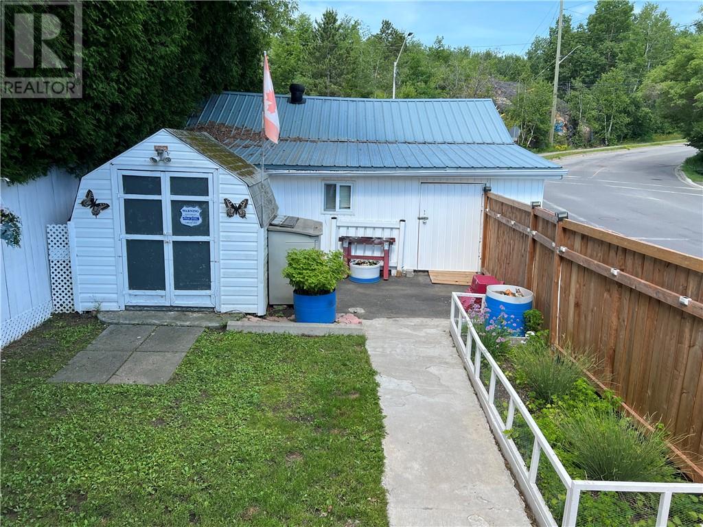 559 Tedman Avenue, Greater Sudbury, Ontario  P3C 5B1 - Photo 17 - 2128894