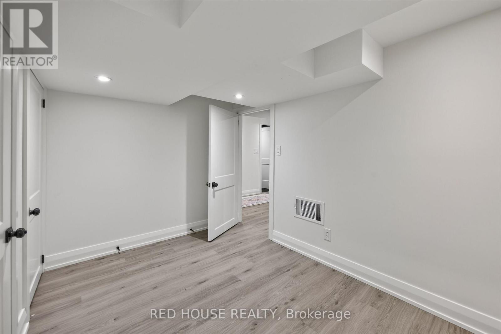 Basement - 70 Beaverbrook Avenue, Toronto, Ontario  M9B 2N6 - Photo 15 - W13503276