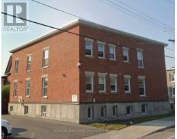 3 - 135 CONCORD STREET S, Ottawa, Ontario