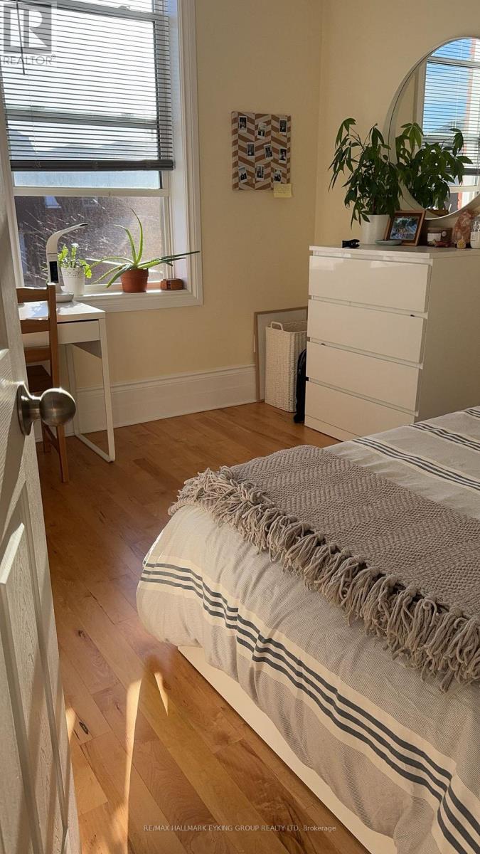 3 - 135 Concord Street S, Ottawa, Ontario  K1S 0Z3 - Photo 5 - X12912306