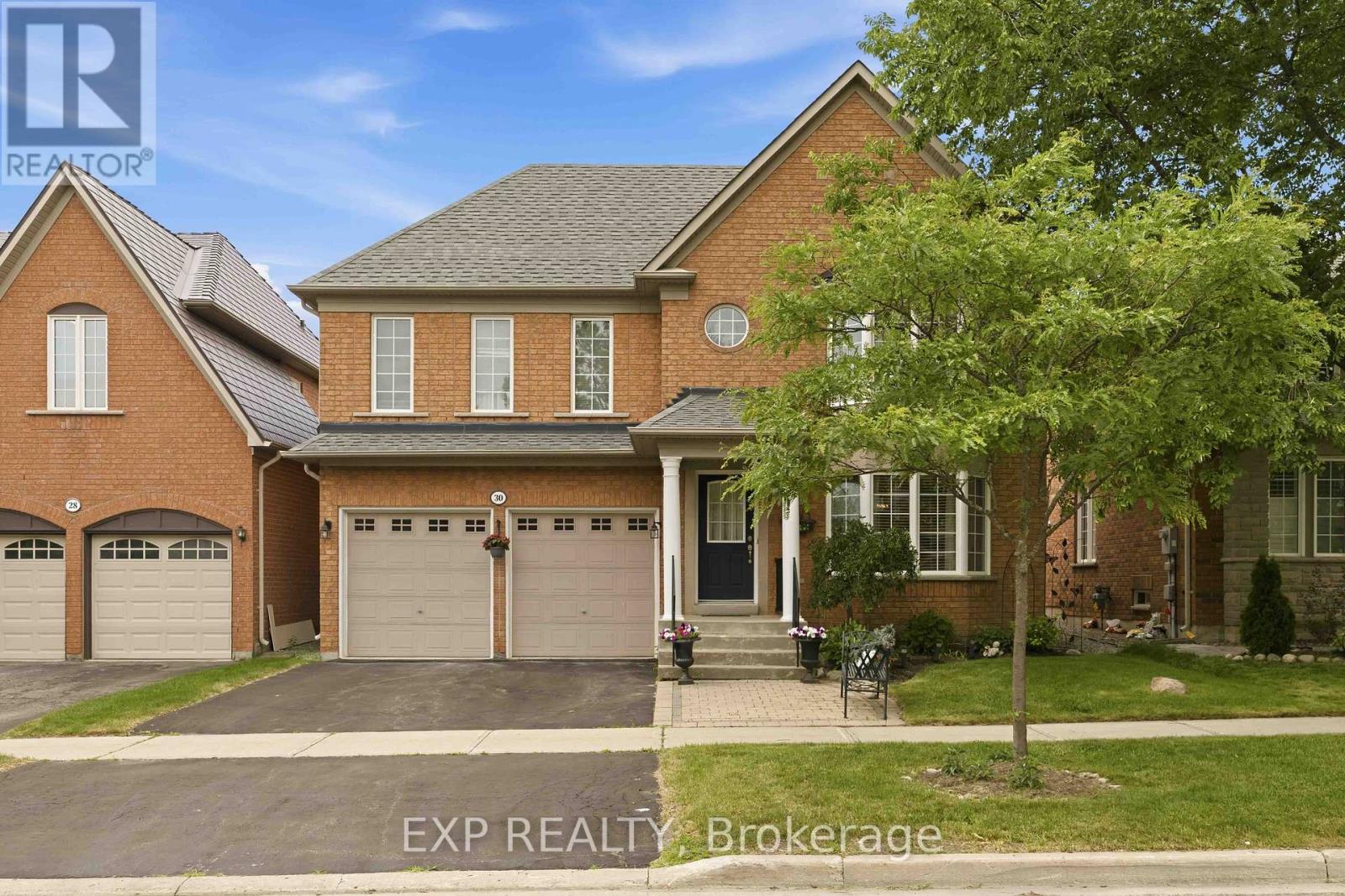 30 ROLLINGHILL ROAD, Richmond Hill, Ontario