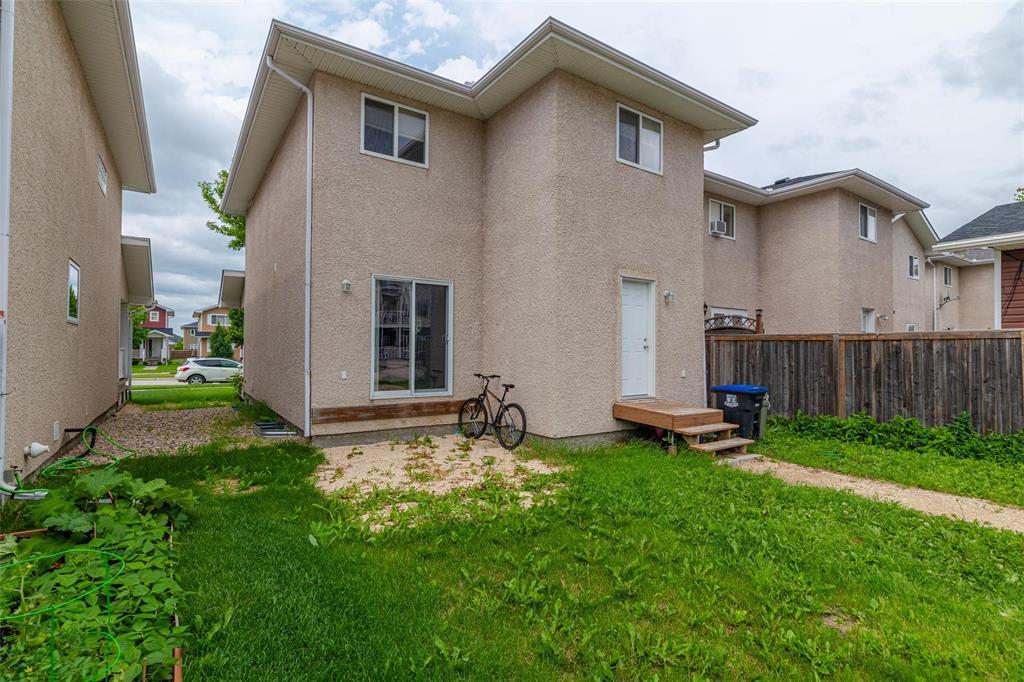 20 Ashford Lane, Steinbach, Manitoba R5G 0C1 - Photo 27 - 202615122