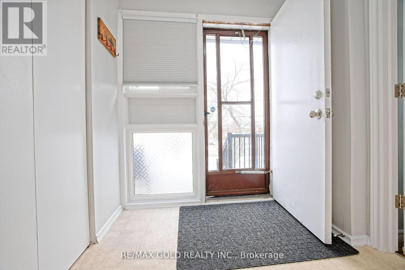 130 Duncanwoods Drive, Toronto, Ontario  M9L 2E1 - Photo 16 - W13503982