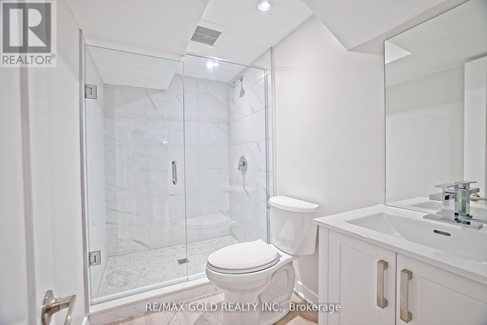 130 Duncanwoods Drive, Toronto, Ontario  M9L 2E1 - Photo 9 - W13503982