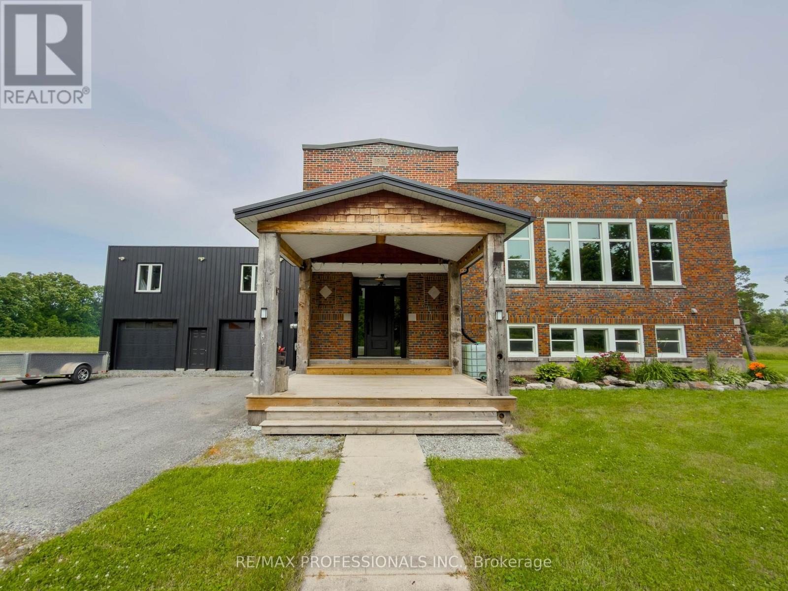 1744 RIDGEMOUNT ROAD, Fort Erie, Ontario