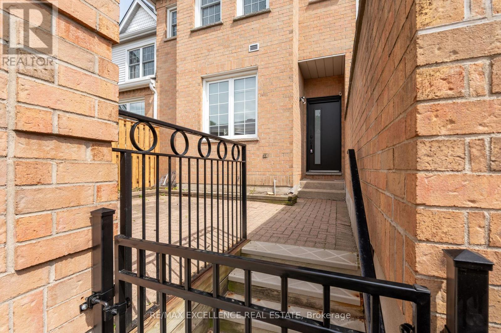 7 - 1570 Richmond Street, London North, Ontario  N6G 4W1 - Photo 2 - X13501922