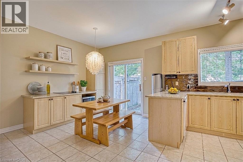 25 Hartland Road, Stoney Creek, Ontario  L8E 6C4 - Photo 8 - 40843809