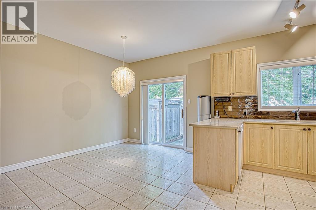 25 Hartland Road, Stoney Creek, Ontario  L8E 6C4 - Photo 9 - 40843809