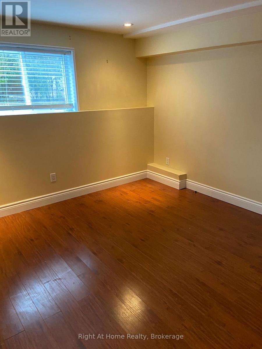 B - 40 Prospect Street, Clarington, Ontario  L1H 1C7 - Photo 3 - E13504110