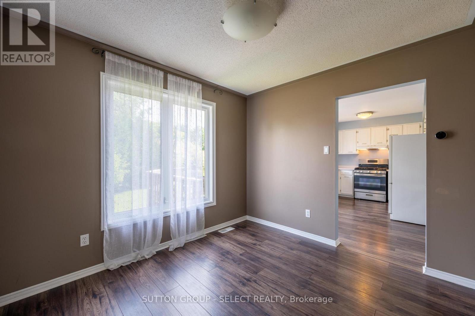1144 Aldersbrook Road, London North, Ontario  N6G 2X8 - Photo 10 - X13504212