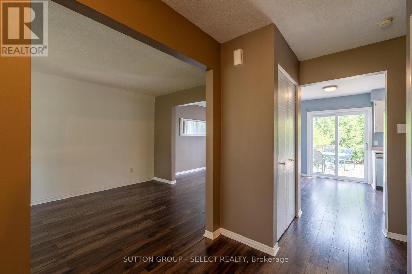 1144 Aldersbrook Road, London North, Ontario  N6G 2X8 - Photo 5 - X13504212