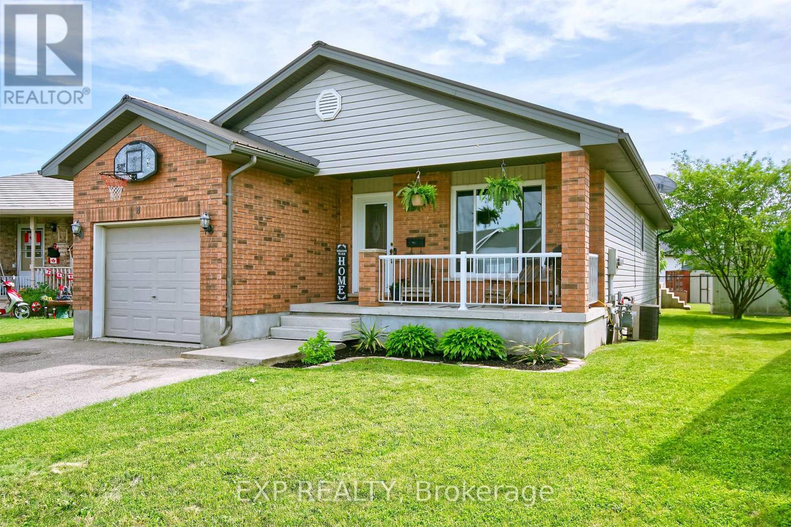 8 Rebecca Drive, Aylmer, Ontario  N5H 3G4 - Photo 3 - X13504238