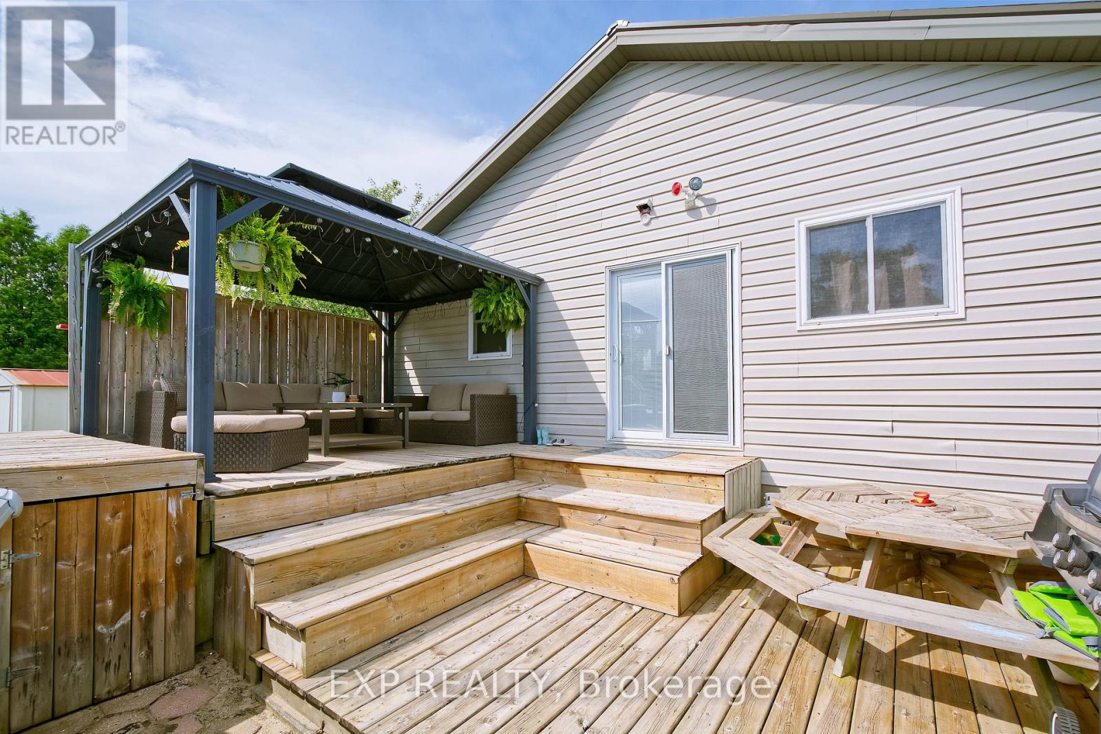 8 Rebecca Drive, Aylmer, Ontario  N5H 3G4 - Photo 36 - X13504238