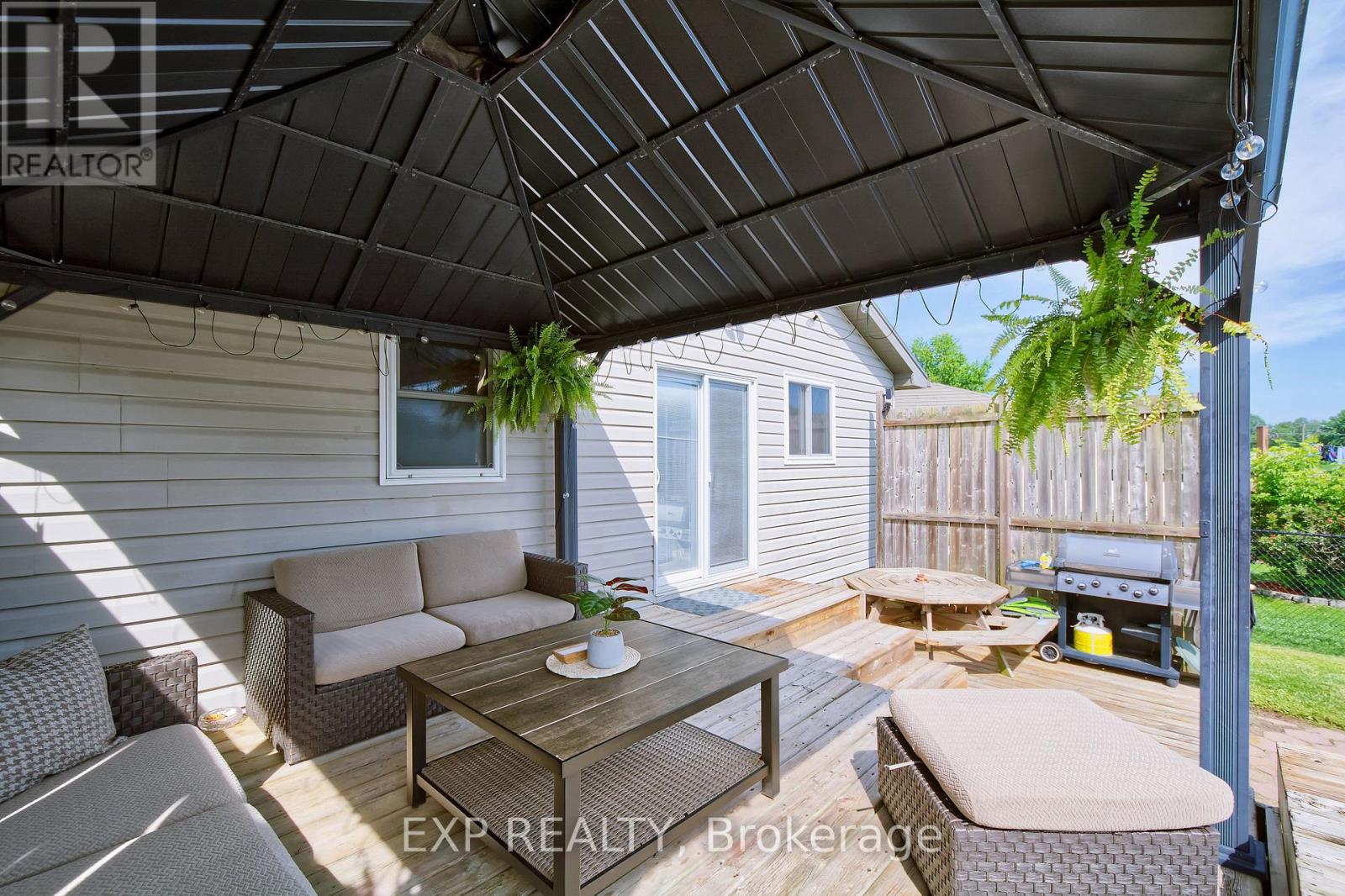 8 Rebecca Drive, Aylmer, Ontario  N5H 3G4 - Photo 4 - X13504238