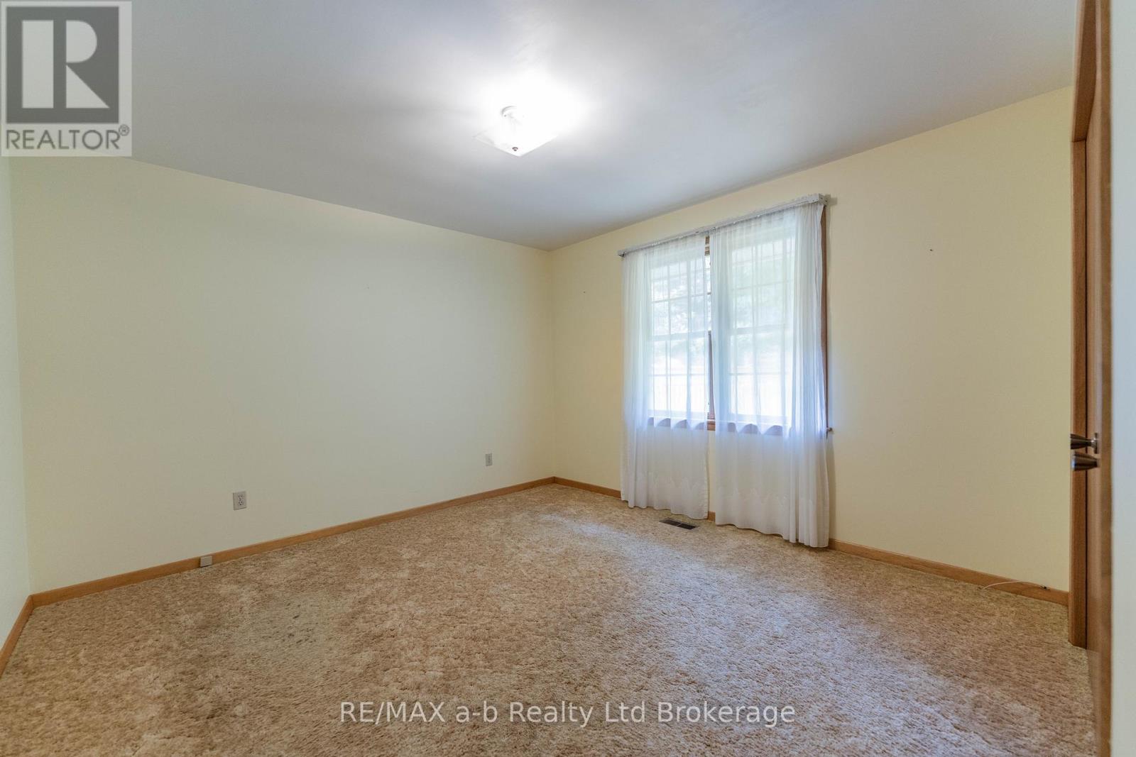 47 Allen Street, Tillsonburg, Ontario  N4G 4V7 - Photo 18 - X13504028