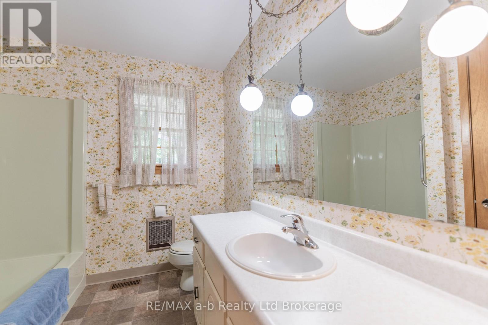 47 Allen Street, Tillsonburg, Ontario  N4G 4V7 - Photo 20 - X13504028