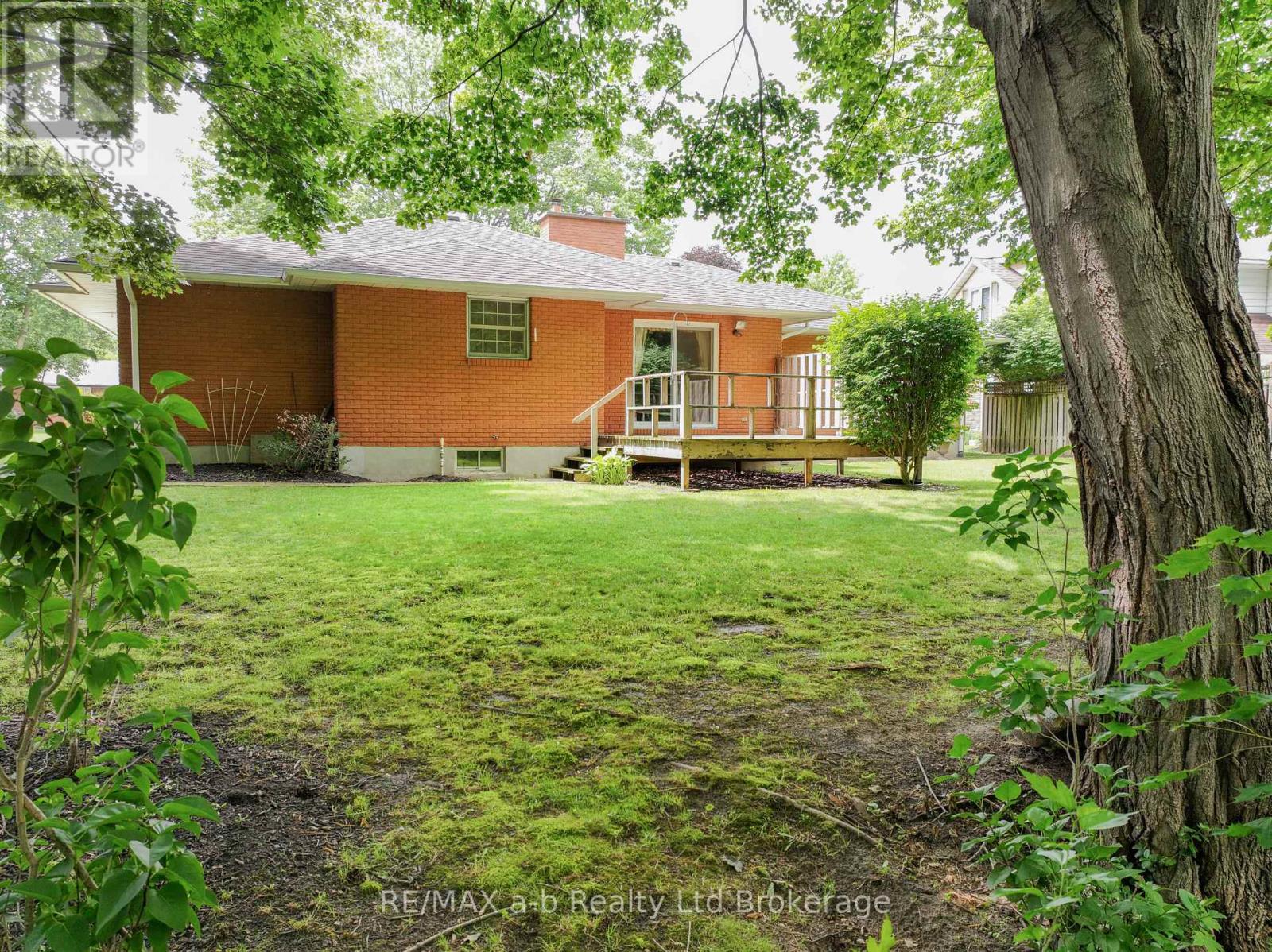 47 Allen Street, Tillsonburg, Ontario  N4G 4V7 - Photo 30 - X13504028