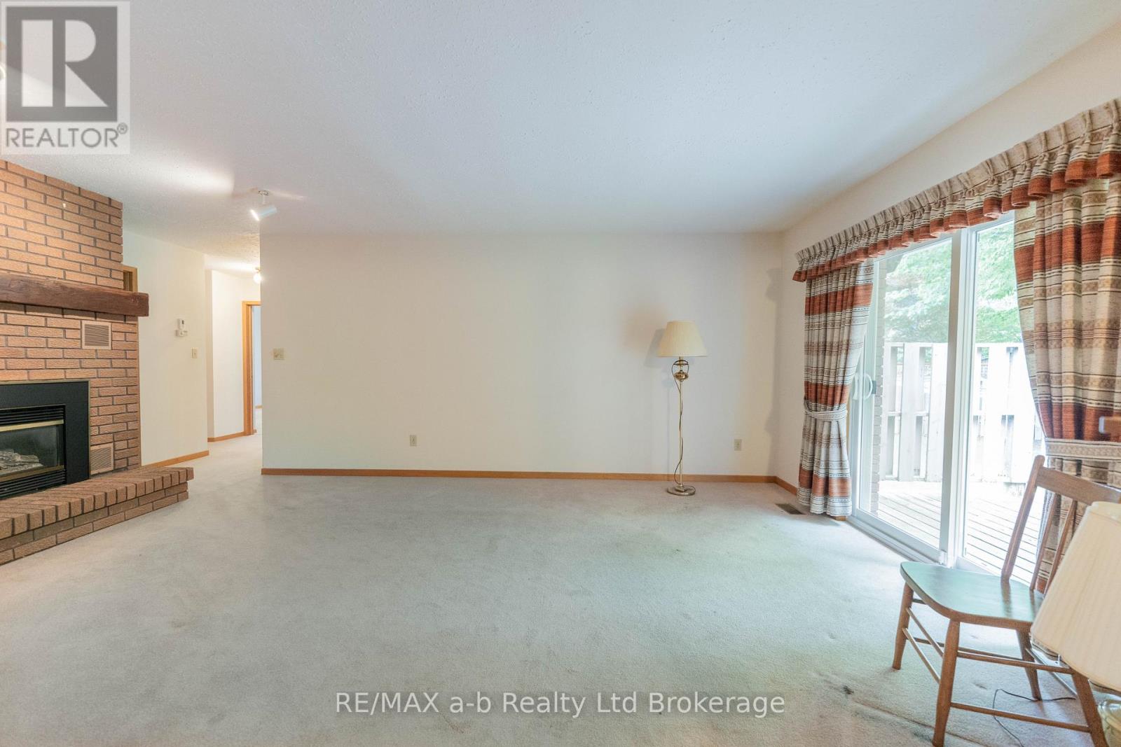 47 Allen Street, Tillsonburg, Ontario  N4G 4V7 - Photo 9 - X13504028