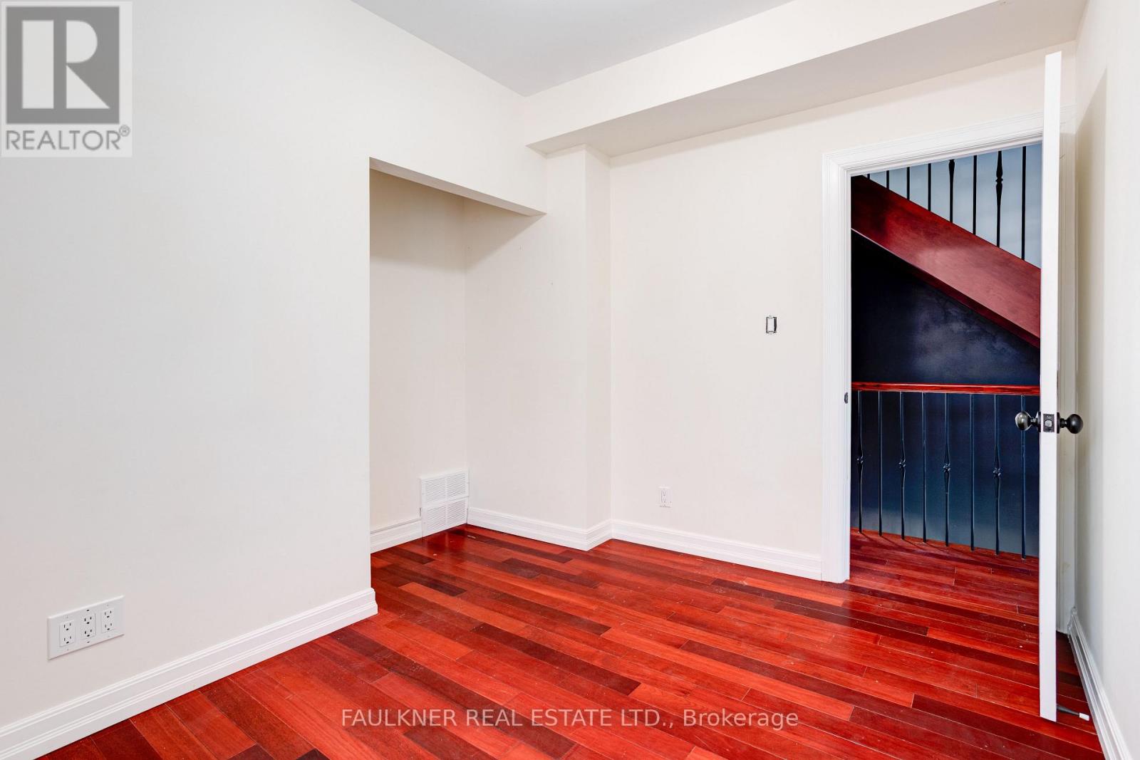 107 BLACKBURN AVENUE - Photo 26