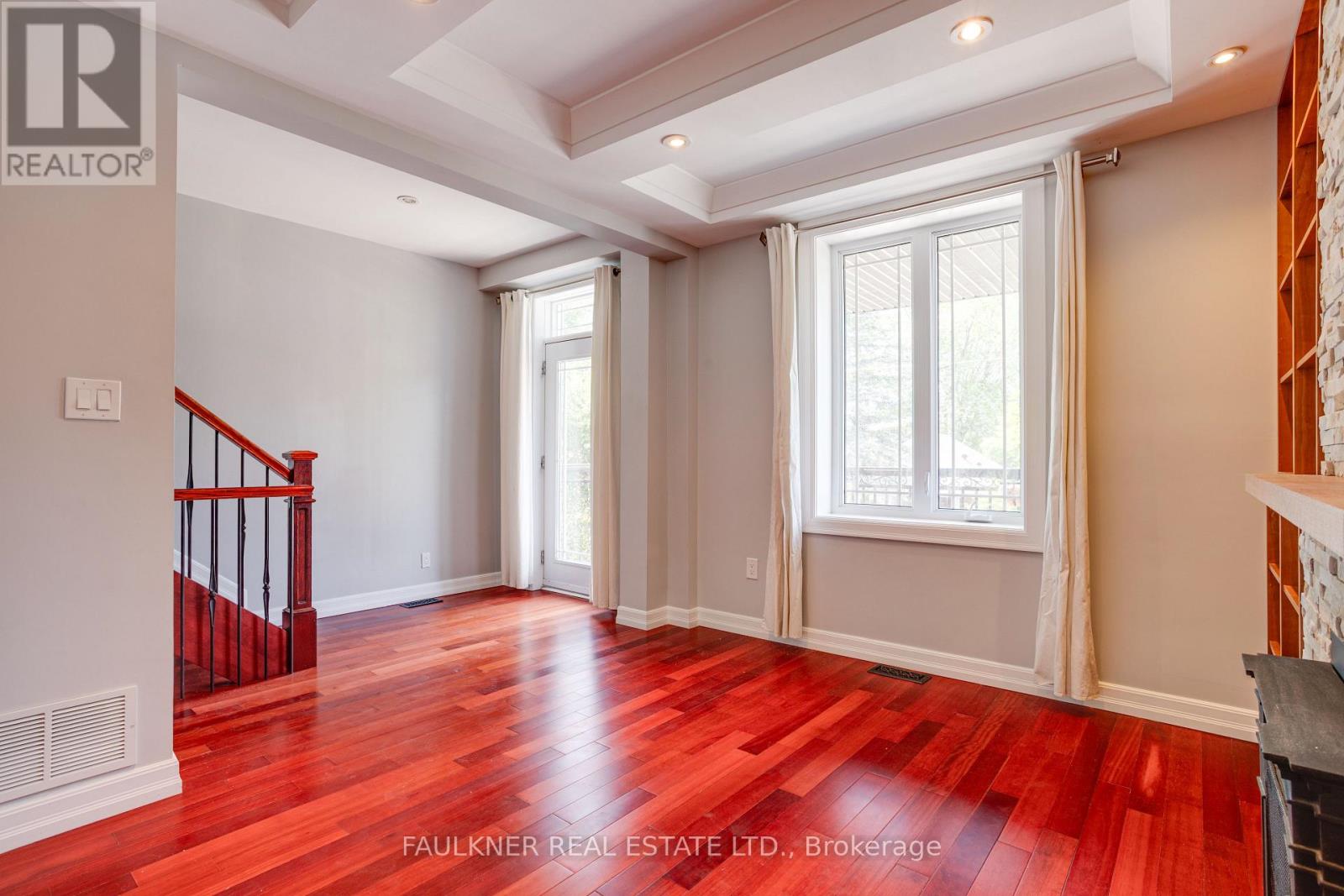107 BLACKBURN AVENUE - Photo 30