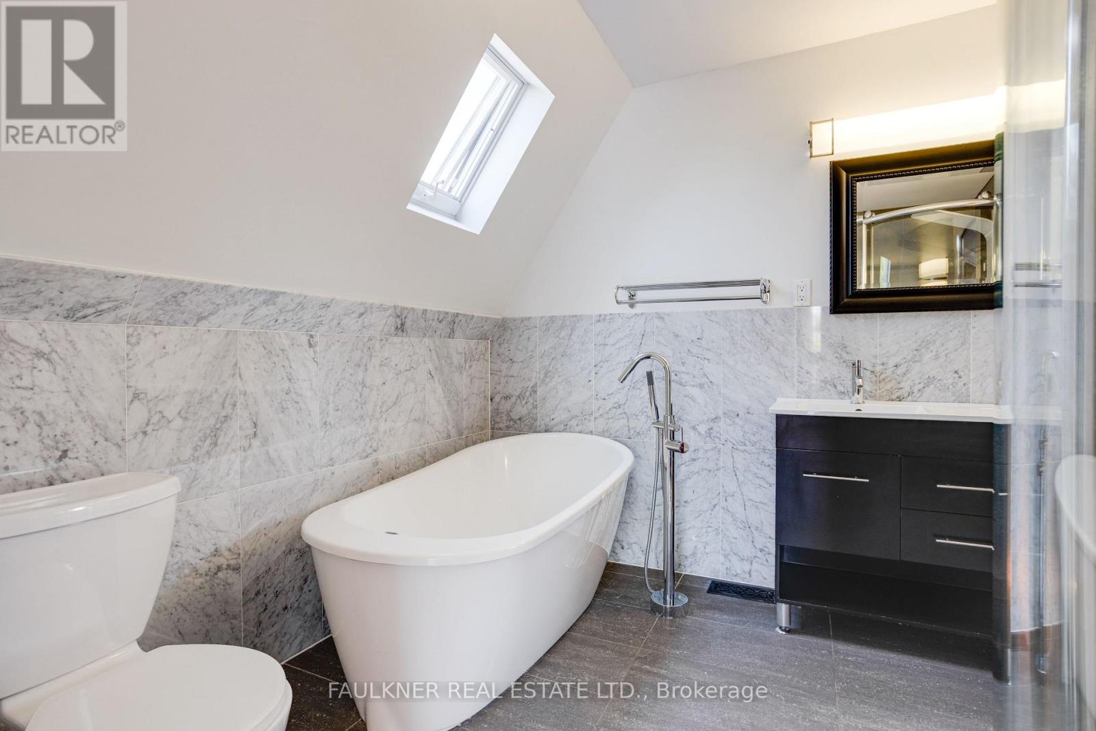 107 BLACKBURN AVENUE - Photo 42
