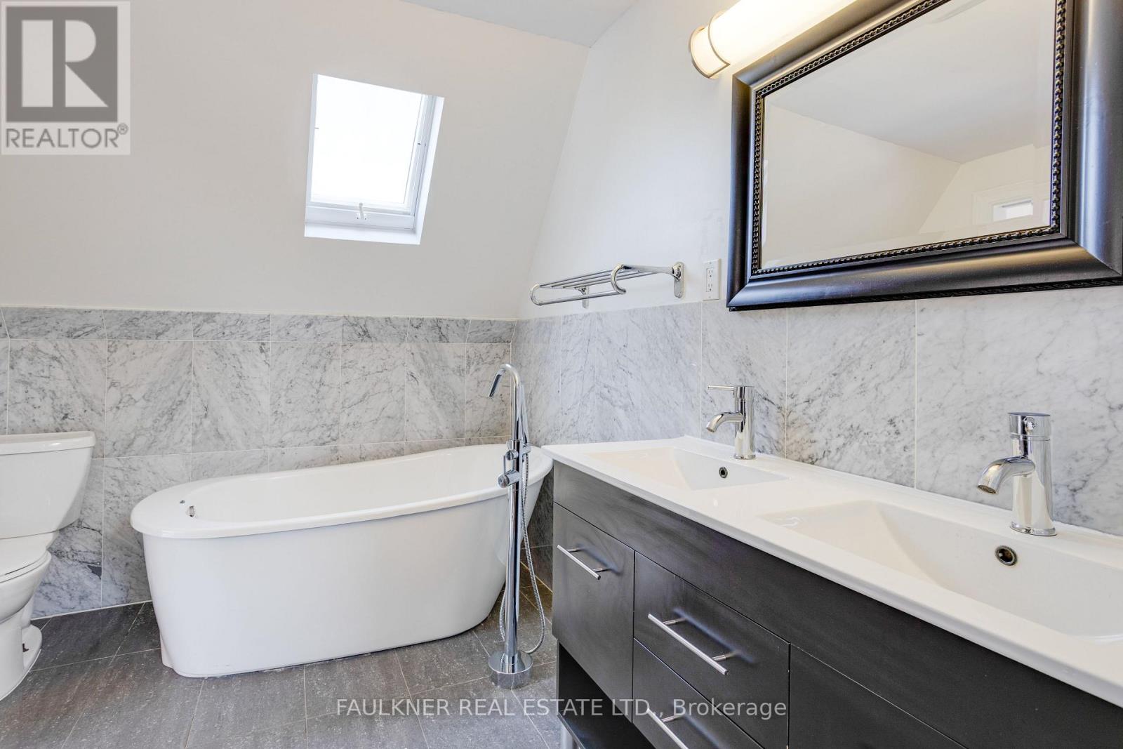 107 BLACKBURN AVENUE - Photo 44